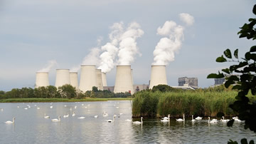 Stronger measures needed to tackle harm from air pollution