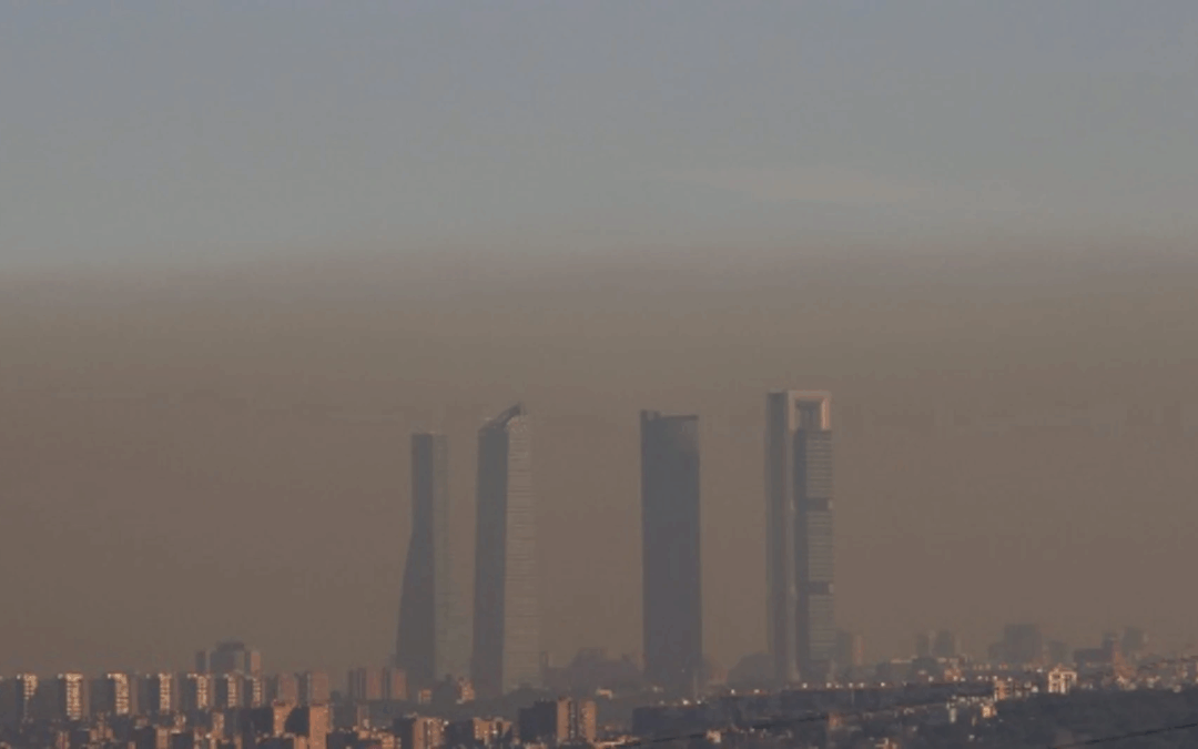Madrid activa la alerta por contaminación y desaconseja el ejercicio al aire libre